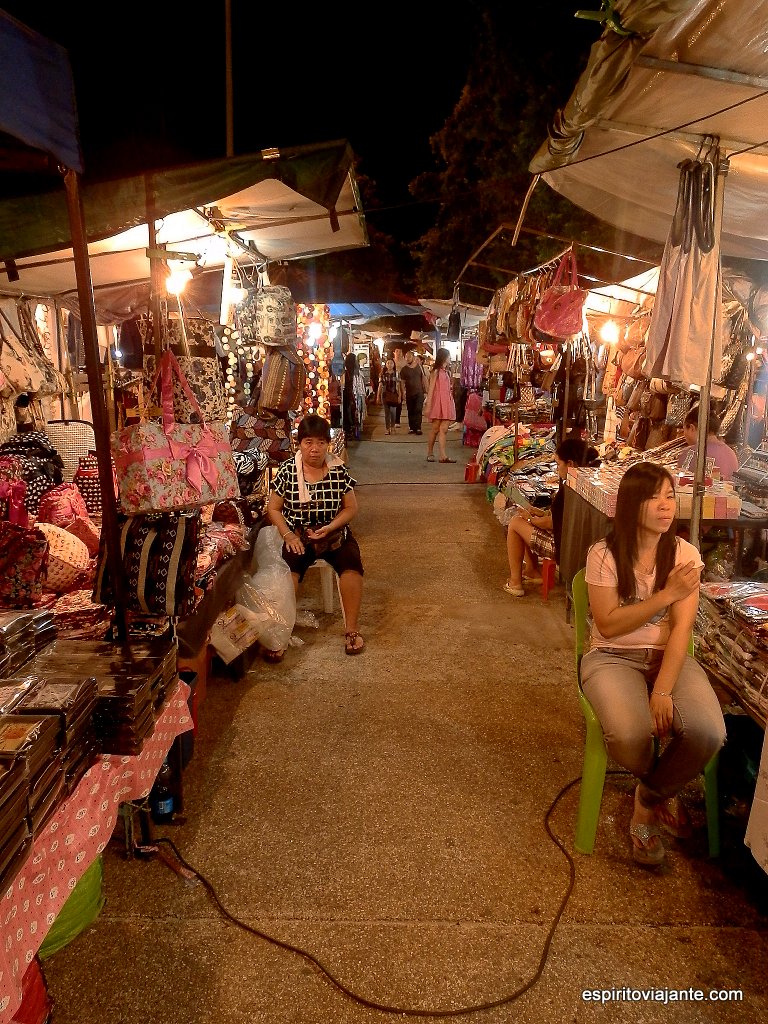 Mercado nocturno