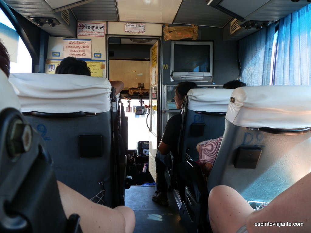 No autocarro Ayutthaya - Sukhothai