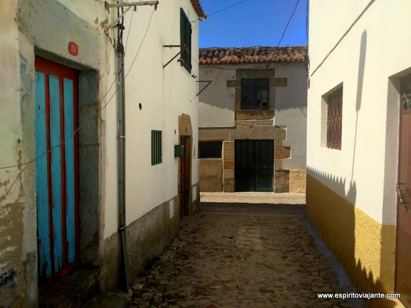 Trevões Turismo Douro Vinhateiro Portugal
